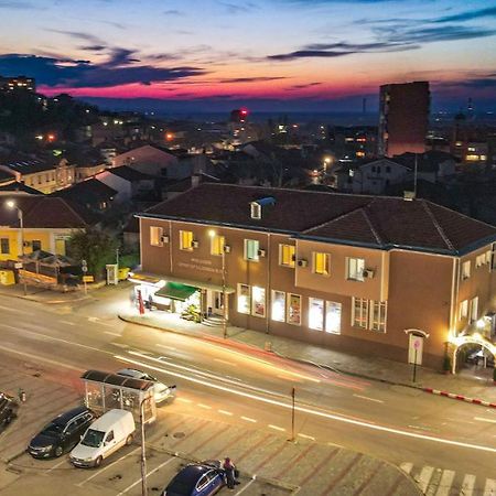 Пансион - Димитър Хадживасилев Svishtov Exterior foto