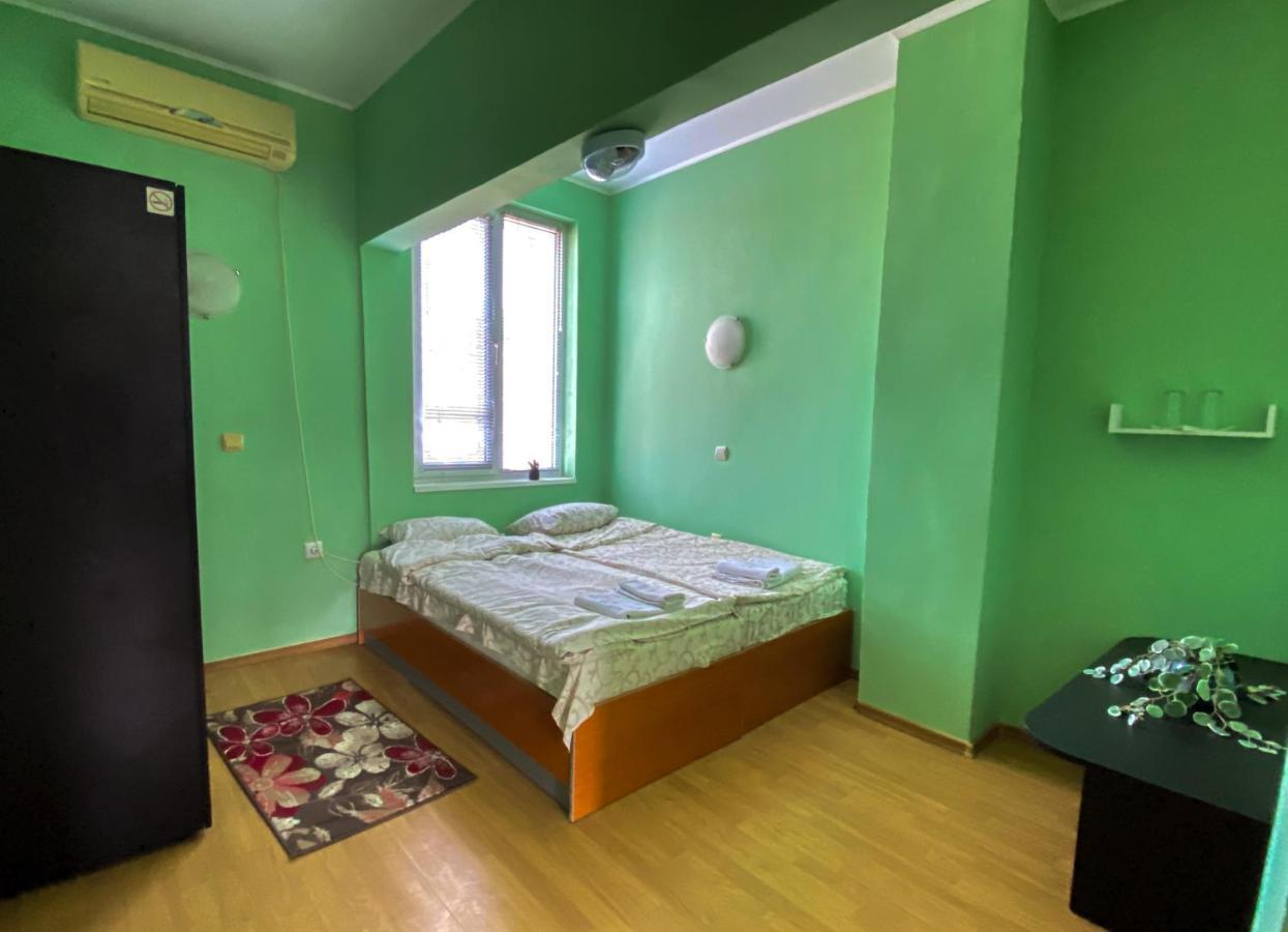 Пансион - Димитър Хадживасилев Svishtov Exterior foto