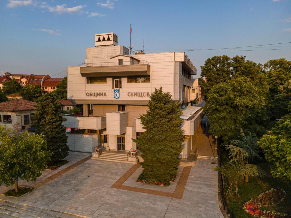 Пансион - Димитър Хадживасилев Svishtov Exterior foto