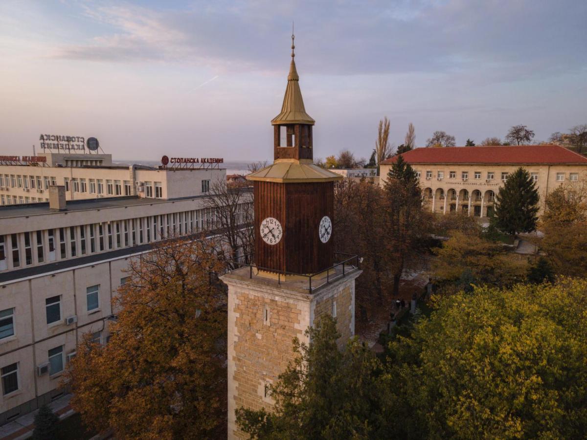 Пансион - Димитър Хадживасилев Svishtov Exterior foto